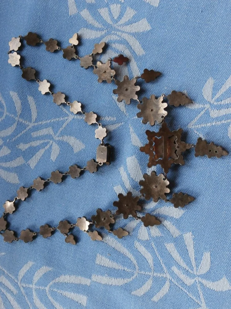 Starožitný velký náhrdelník s českými granáty a posudkem