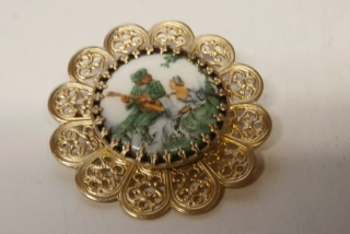 Překrásná starožitná porcelánová malovaná brož